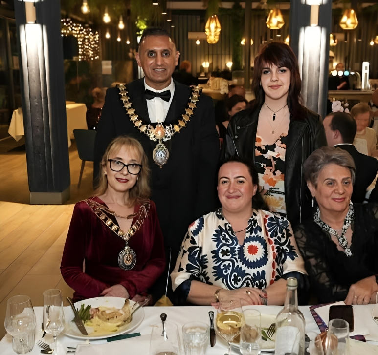 Alisa Russell - Primar Bicester