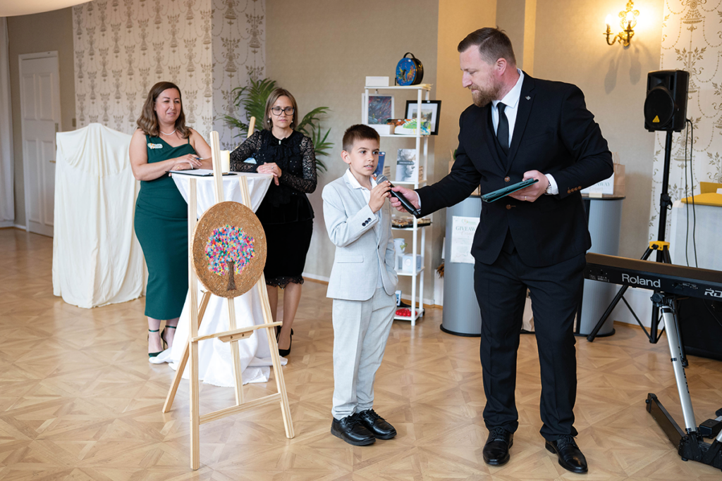 ART & AUCTION 2026 - un eveniment de Evenimente Caritabile UK prezentat de Marian Ardelean (Ardelean in Yorkshire)