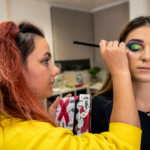 Mariana Cimpoeșu, make-up artistă româncă stabilită în Marea Britanie