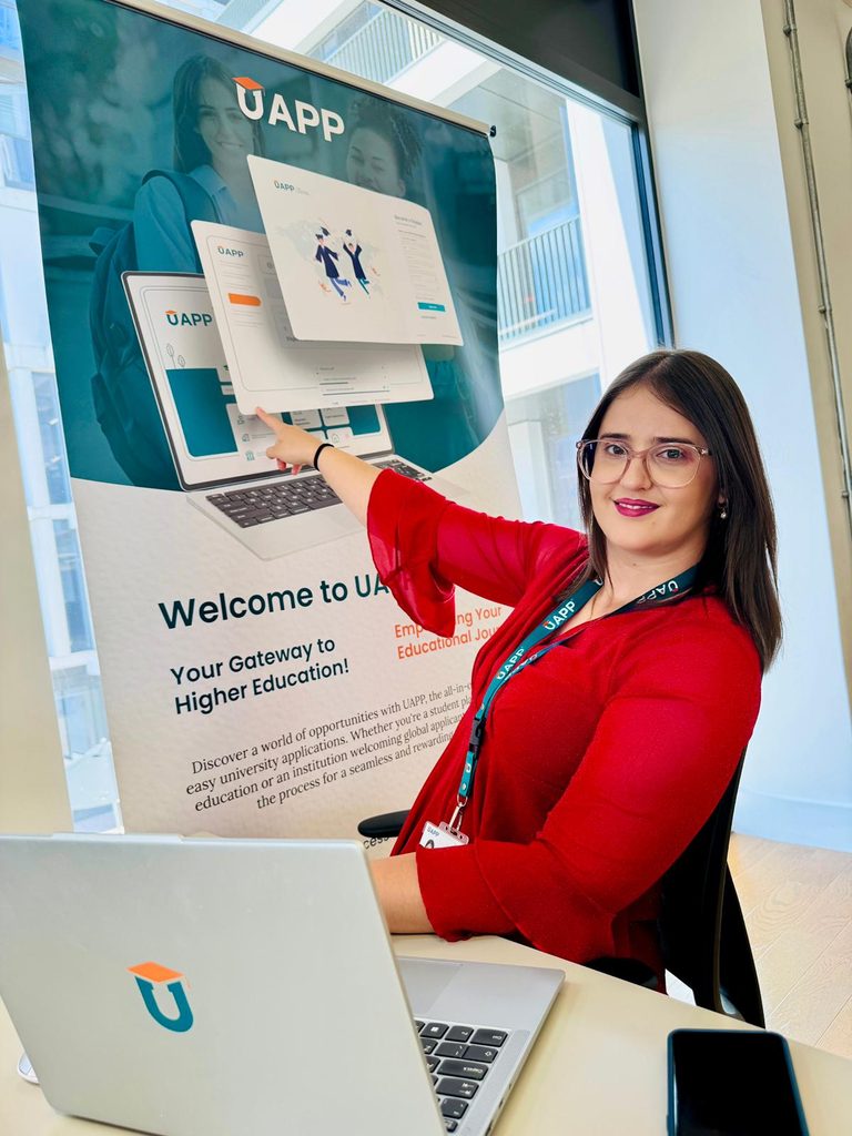 Andreea Cimpoi, consultant educațional în UK și Business Developer la UAPP