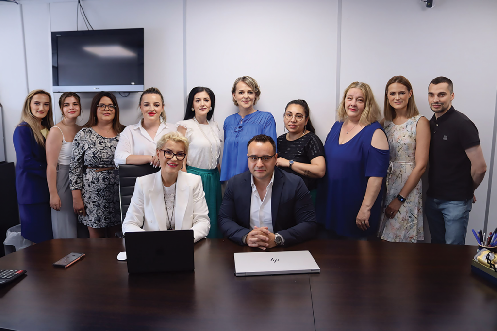 Șerban Raul, Emilia Vladu, implicați în activitatea Emilia Accountancy.